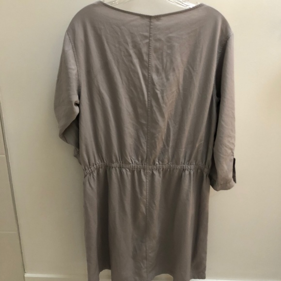 UNIQLO GREY DRESS L - Picture 2 of 8